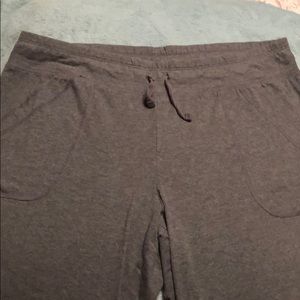 Danskin Now pull on pants